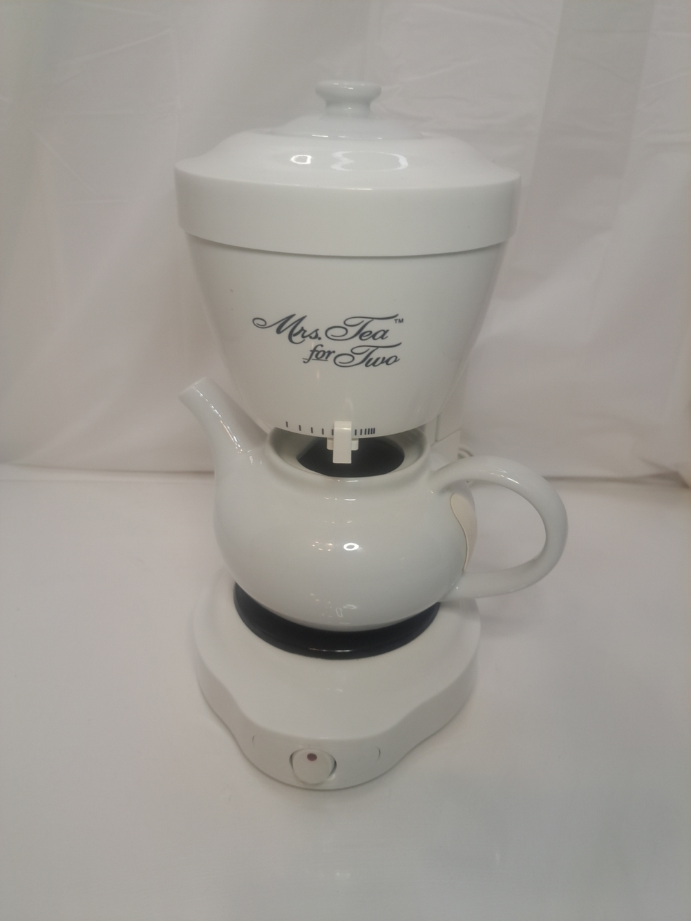 Mrs Tea Hot Tea Maker by Mr Coffee 30 oz  Electric Teapot Ceramic Pot & Lid